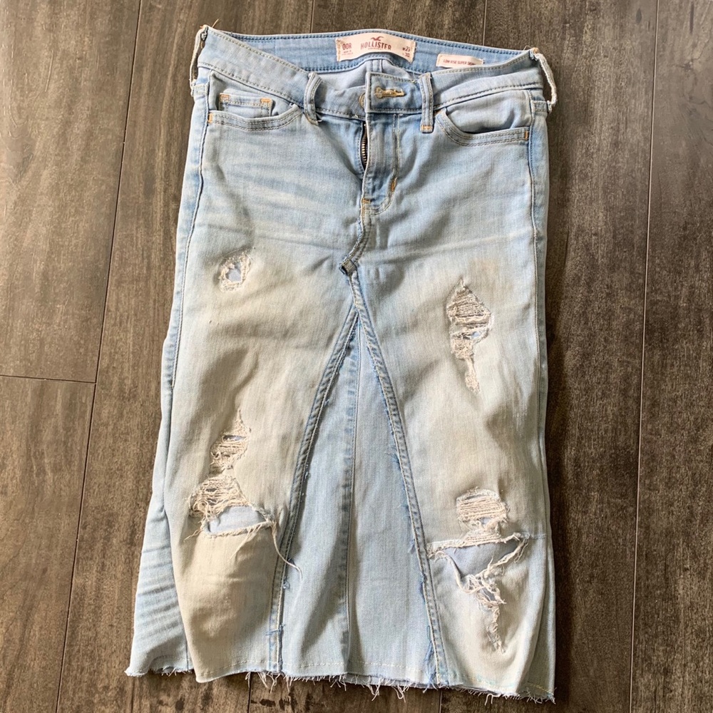 Denim skirt! Super cute and comfortable! (USED)